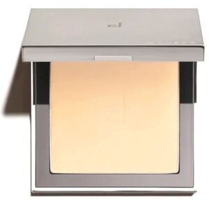 #693 Doucce Cache Creme Powder Foundation; NL; MSRP $40